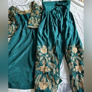 Teal Salwar Kurta Punjabi Suit (size Small/medium)